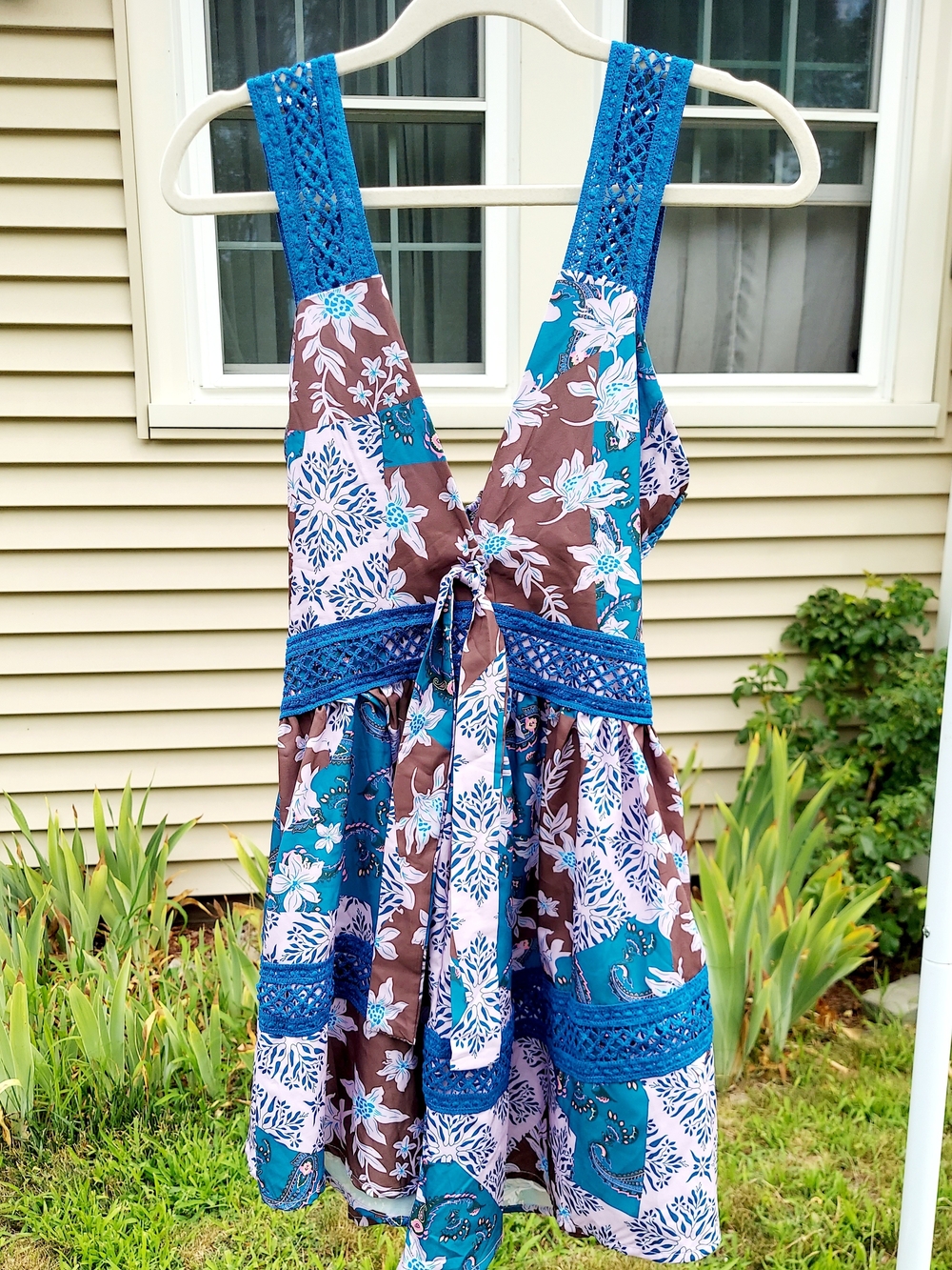 Boutique Blue & Brown Floral Bohemian Mini Dress Women Size Medium NWOT Vacation